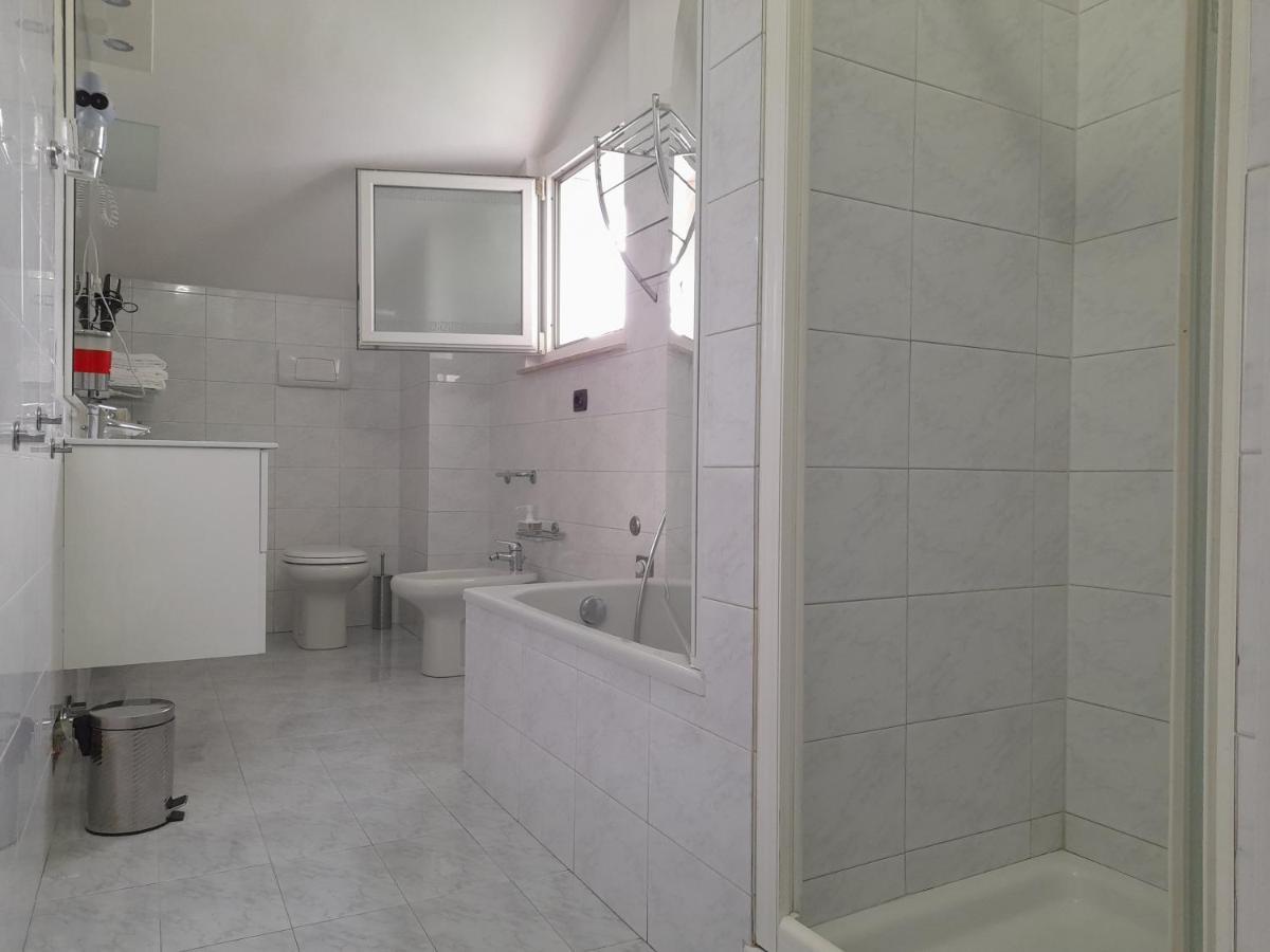 Bike House "Silver" 세리아테 외부 사진